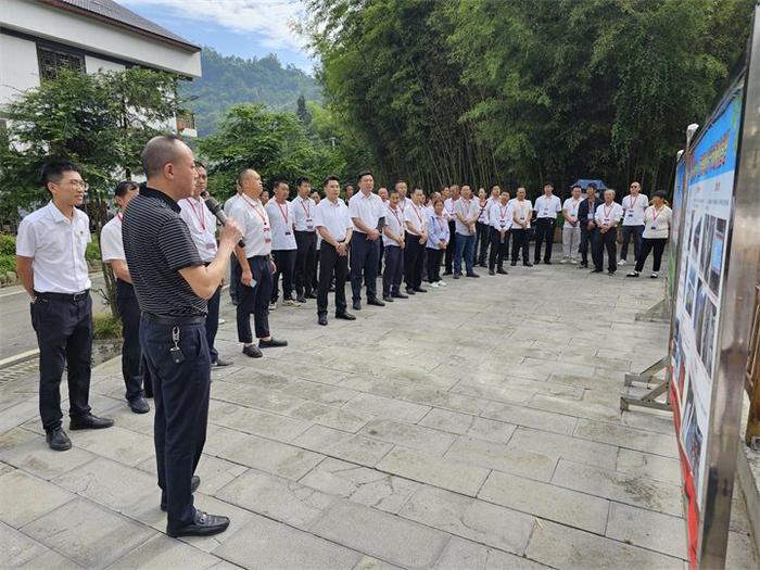 贵州：实施村级后备力量培养工程 让基层党组织“后继有人”