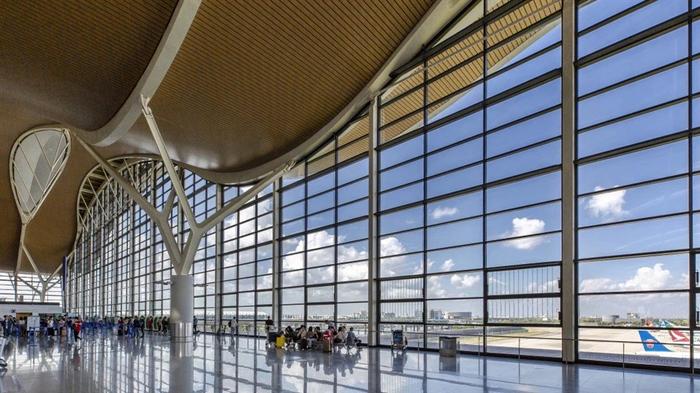 加快新能源产业布局 上海机场将联手空港伙伴实现2035年减碳百万吨