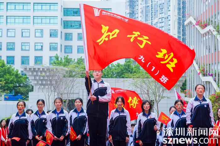 举旗、舞龙齐上阵！罗湖各初中师生家长花样送考记