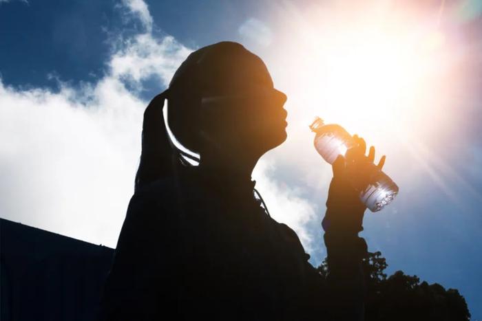 这两年里，可能没有比Ta更懂“夏天”的公司了