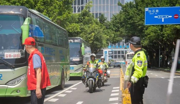 深圳中考开考！多图直击！