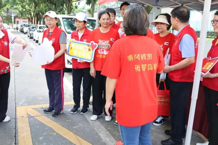 深圳中考开考！多图直击！