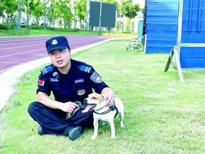 国际禁毒日来临之际，记者走近南京缉毒犬——无言的缉毒战士