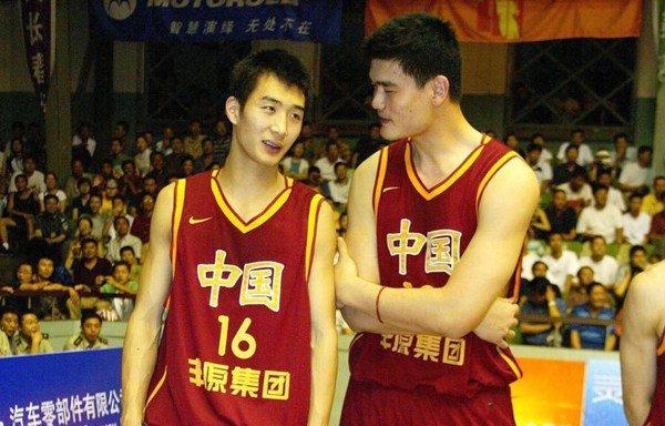 NBA选秀历史8位被选中的中国球员你都认识吗？1人签约后连续重伤