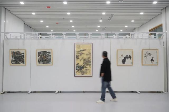 “守望笔墨，与时偕进”，这个中国画作品展亮相浦东群艺馆