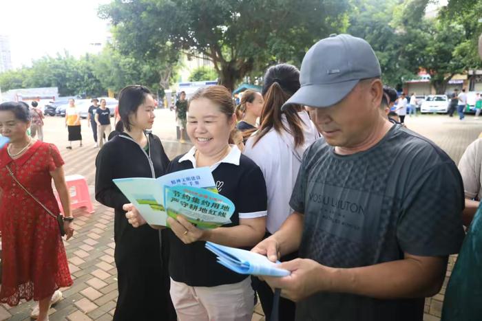 全国各地行动起来：“珍惜土地资源，我们植于心、践于行”