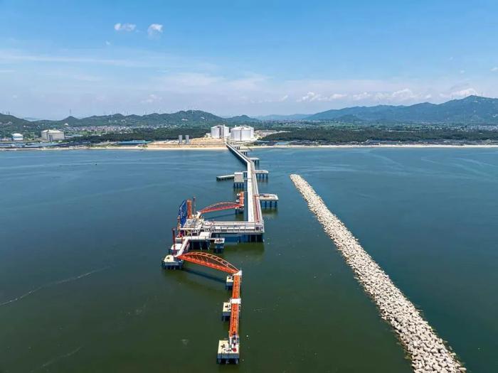 今年广东首个！潮州华瀛LNG码头泊位正式对外开放！