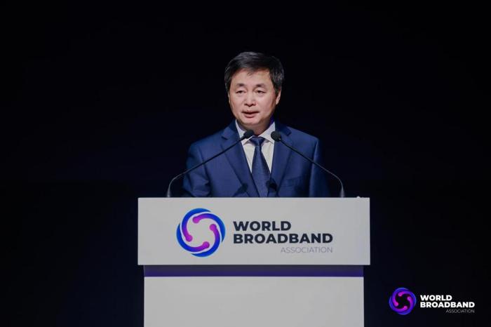 中国电信柯瑞文：把握智能化发展方向，推动全球云网宽带产业繁荣发展