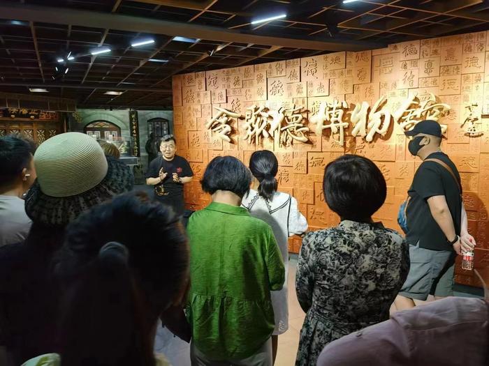 打卡中轴  体验非遗  ——全聚德创建160周年新北京老字号文化之旅欢乐出发