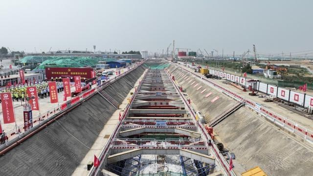 新进展！济滨高铁2号隧道主体施工全面展开