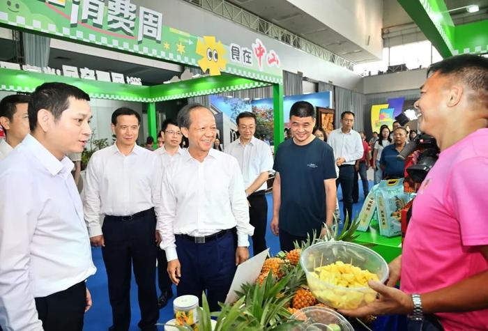 郭文海：打造永不落幕展销会 迎接八方宾客