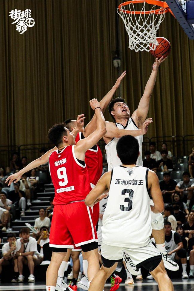 (广东67蔡晨火线归队狂砍38分13个篮板)