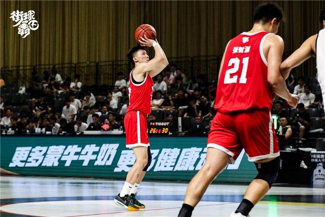 (广东67对阵杭州闪电虎鲸)