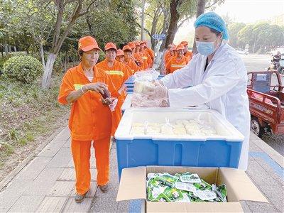 河南漯河市总工会：爱心早餐暖胃又暖心