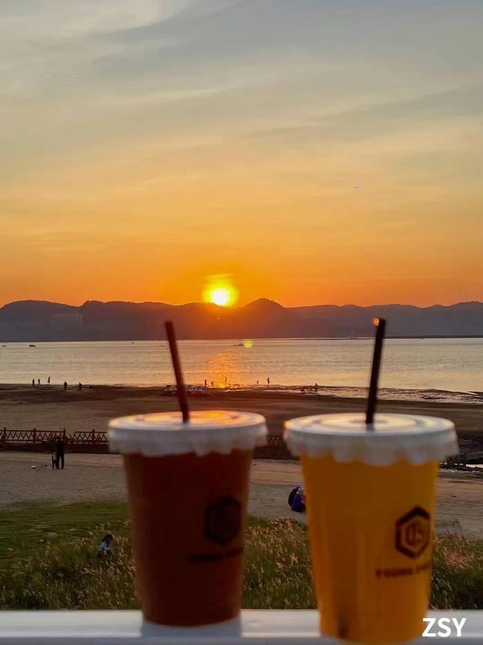 港城夏韵浓 | 畅游其中，你是哪种夏日旅行家？