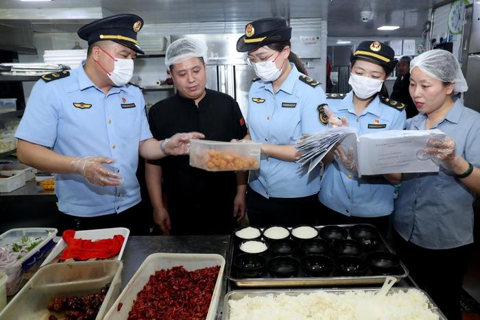 北京丰台：开展夏季餐饮食品安全检查