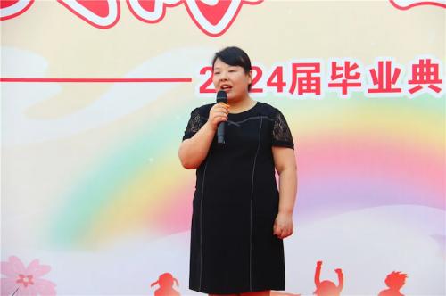 西安雁塔区艺林小学举行“星辰大海 逐梦远航”六年级毕业典礼