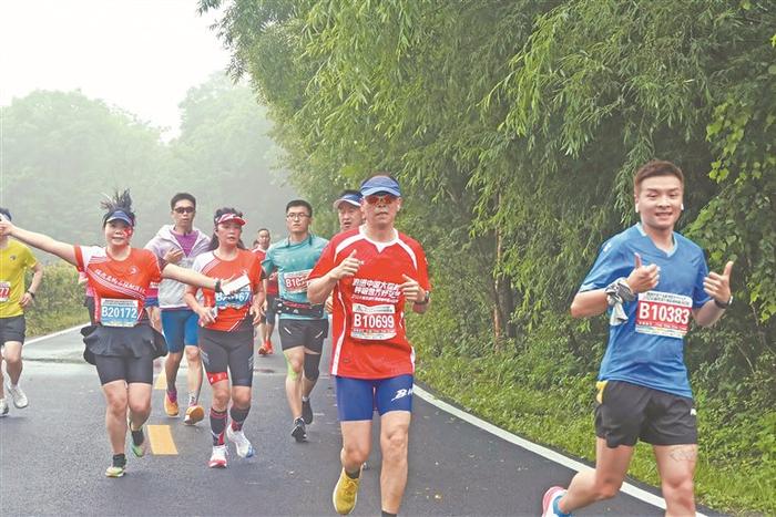 2024哈尔滨长寿森林半程马拉松赛举行