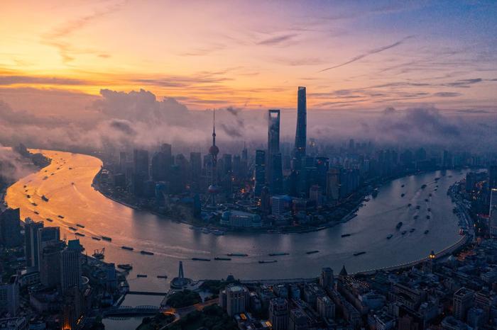 上海土拍走出独立行情：竞争激烈，多家开发商开始“带方案”拿地