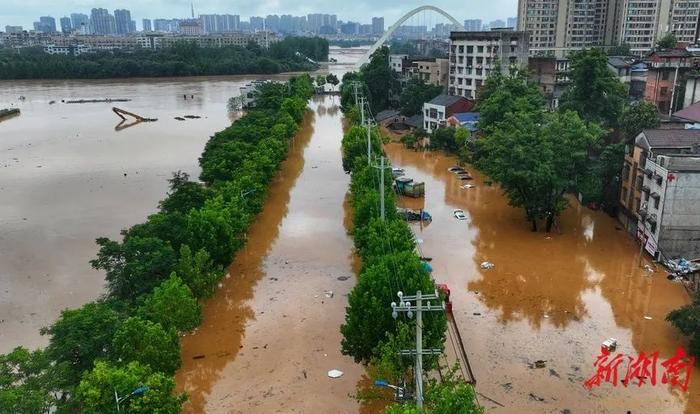 湖南平江：老城区1/3、新城区1/2被淹