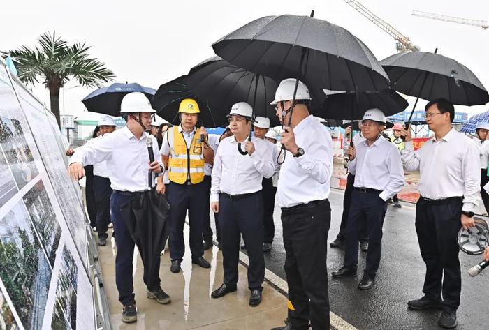 张国华调研启动区重点项目和周边配套设施建设运营情况及防汛排涝工作