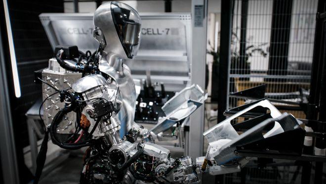 人形机器人进军汽车制造业： Figure 01已开始在宝马工厂“上班”