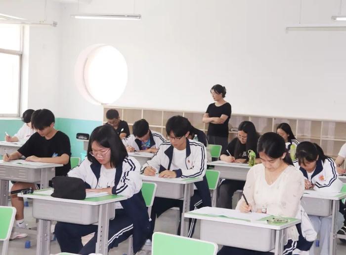 以考促教，以考促学 | 西安东方职业高级中学2023-2024学年第二学期期末考试圆满结束