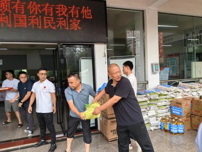 共担风雨战汛情 全市统一战线在行动