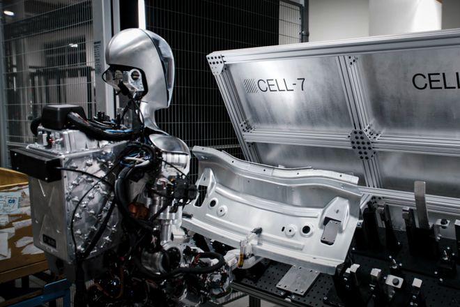 人形机器人进军汽车制造业： Figure 01已开始在宝马工厂“上班”