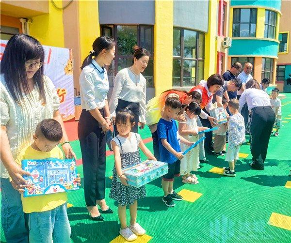 呼兰区幼儿园第四分园开展红色教育活动