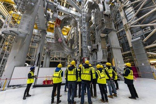 世界最大核聚变项目 ITER 又延期数年，成本飙升