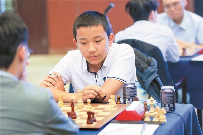 平均年龄不到15岁 登上中国国际象棋最高级别职业联赛 少年擎旗踏战场 书写潇洒凌云志