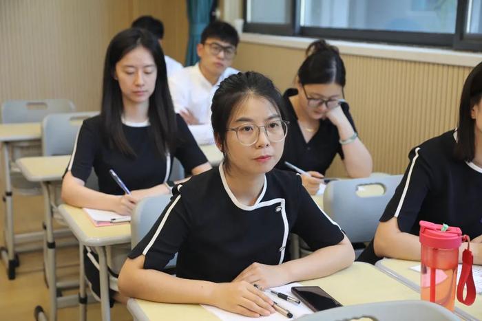 西安市雁塔区第一小学第三届微课题结题汇报交流会