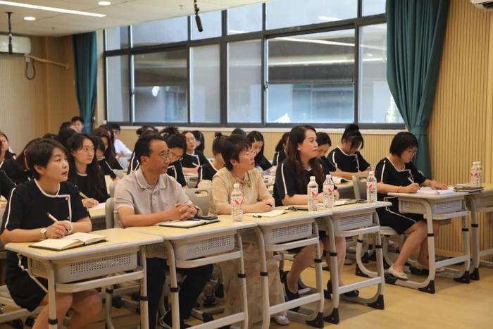 西安市雁塔区第一小学第三届微课题结题汇报交流会