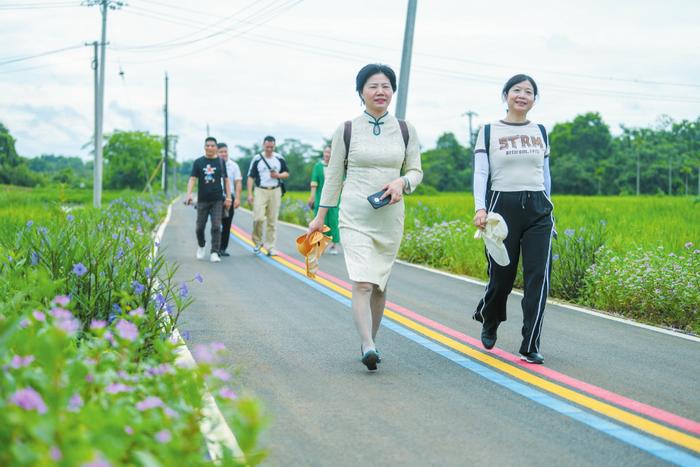 海口：交通改善产业兴 畅通发展“快车道”