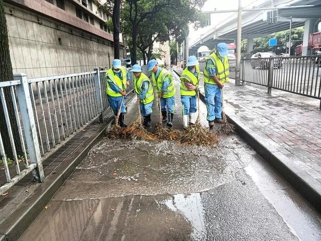 防汛播报⑥ 丨 宝山区做好“三提前” “两迅速”，开展防汛防台应急处置