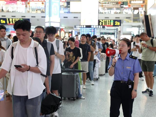 暑运期间，济南西站多措并举让旅客出行体验更美好