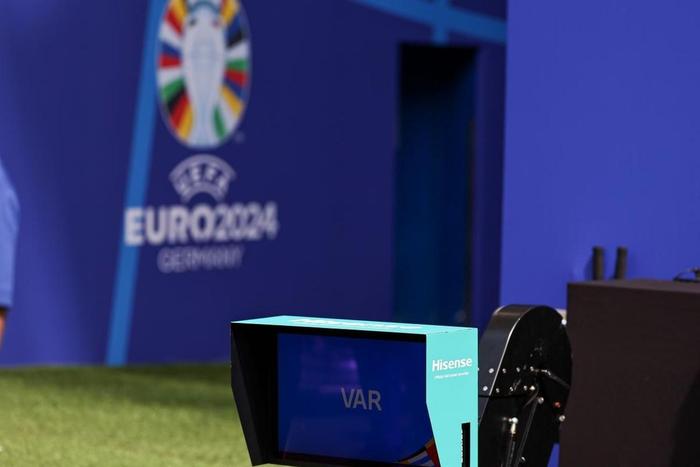 欧洲杯八强诞生，看决赛首选海信电视E8N Pro百吋大屏
