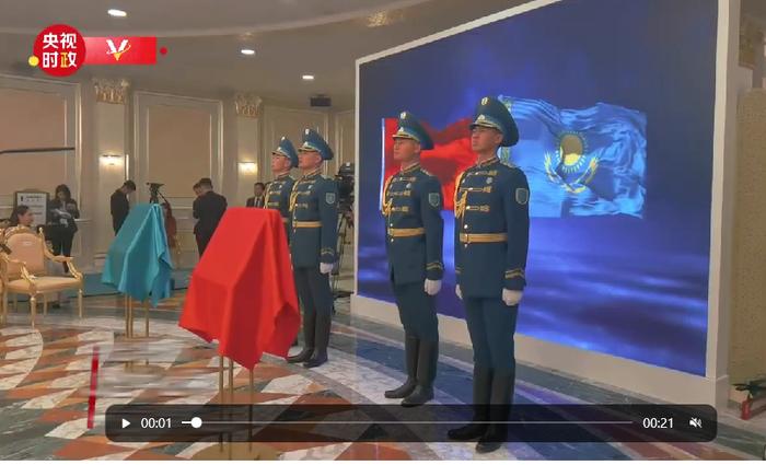 北京语言大学哈萨克斯坦分校揭牌仪式  在哈萨克斯坦总统府举行