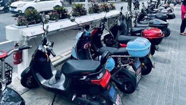 近4万台电瓶车如何管好？彭浦新村探索从“事后处置”向“事前预警”治理转变