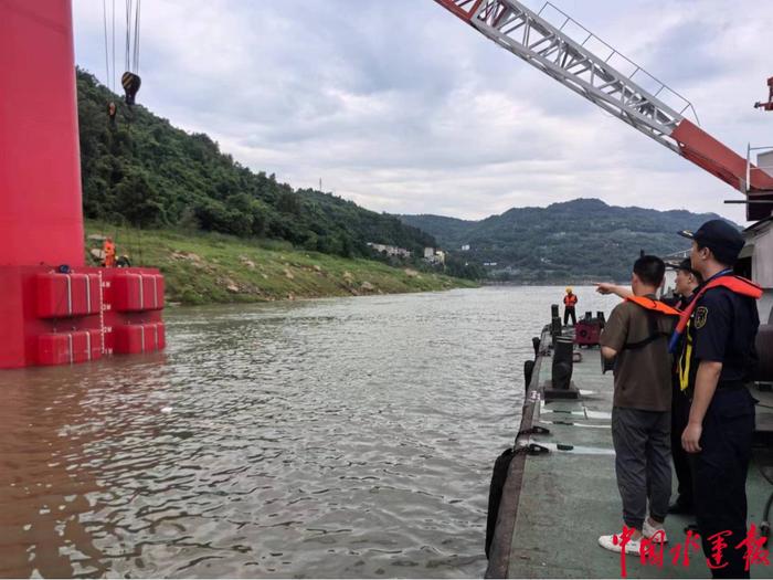 忠县长江大桥将穿上“防撞衣” 海事部门积极做好监管与服务工作