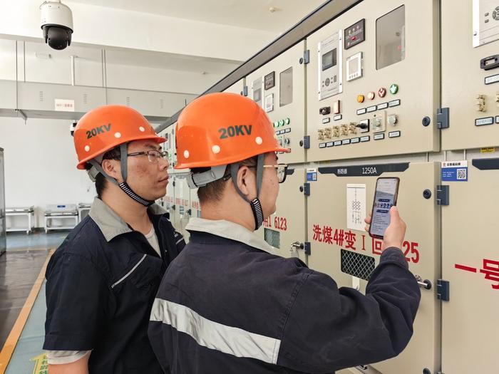 陕煤集团黄陵矿业机电公司：“二维码”开创安全生产新境界