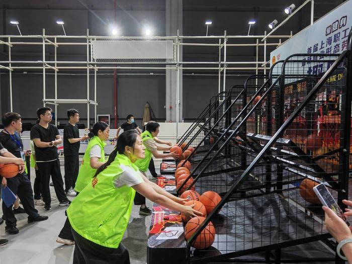 上海启动首届职工健身汇，快递小哥说“体验了不一样的生活”