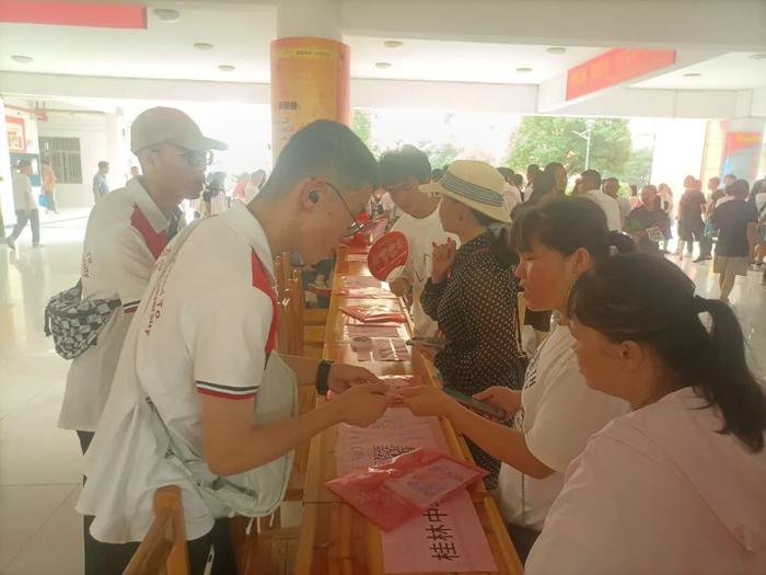 相约附中   携手逐梦—— 广西师范大学附属中学举办校园开放日活动