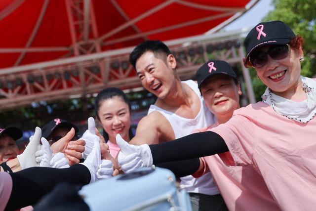 亲子运动、龙舟竞速、体能比拼、竞技攀岩……上海市民开启热“炼”一夏