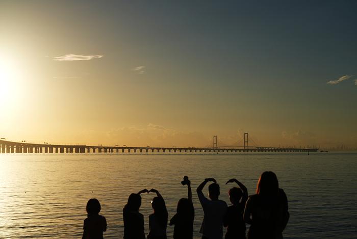 通车即顶流！“city”风吹到了深中通道 来看绝美海上日出