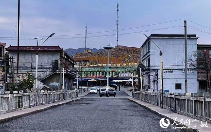 活力宁夏丨藏在煤炭小镇里的影视基地