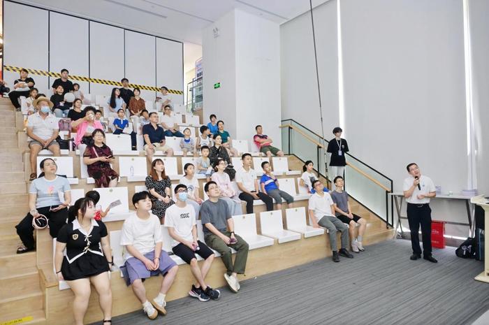深圳市生态环境局核与辐射安全知识科普展览拉开帷幕