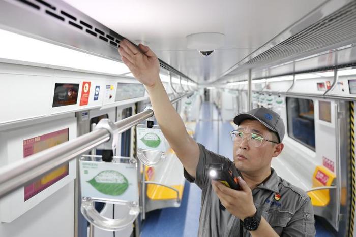 北京地铁推出暑运服务“套餐”