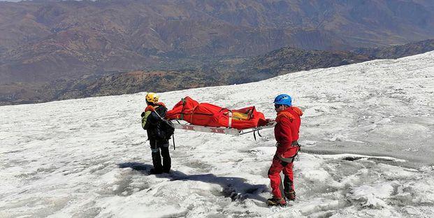 冰层融化，失踪22年美国登山者遗体被找到：呈冰冻木乃伊状，保存完好